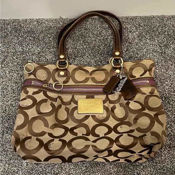 Coach Poppy Op Art Handbag - Picture 3 of 13